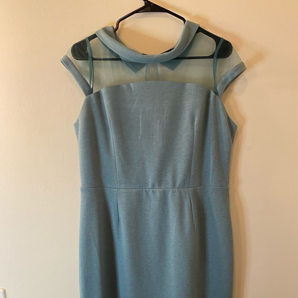 Nice fitted formal teal dress